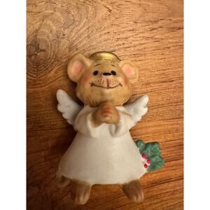 Vintage Suzy’s zoo mouse angel figurine 1979